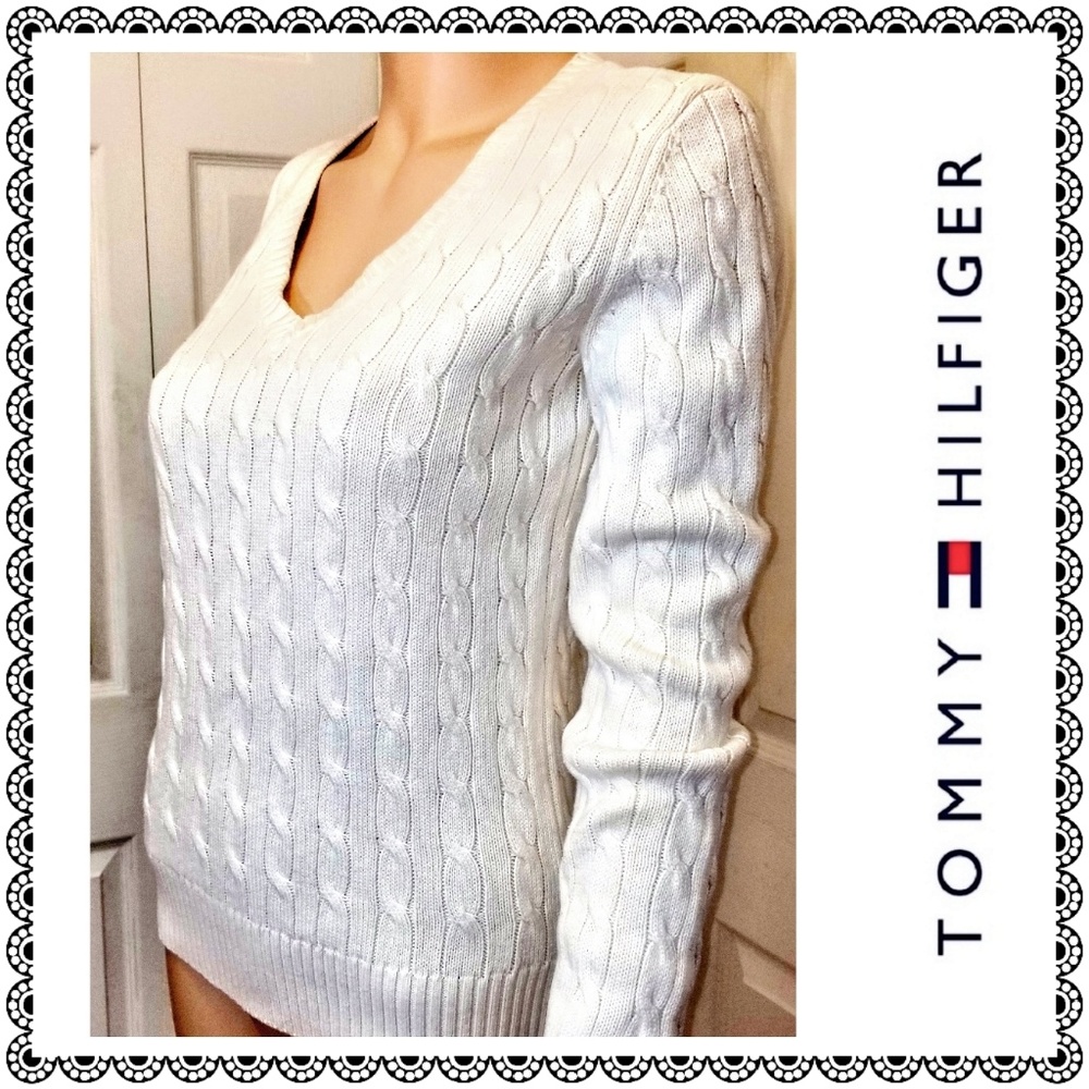 {Tommy Hilfiger} cable knit sweater off-white, M